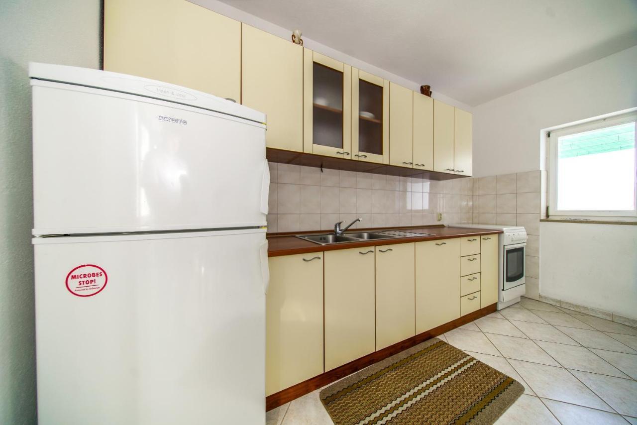 Apartments With A Parking Space Postira, Brac - 18472 Ngoại thất bức ảnh